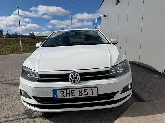 Volkswagen Polo 3 of 5