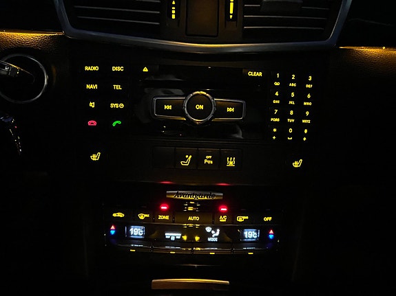 Mercedes-Benz E300 29 of 29