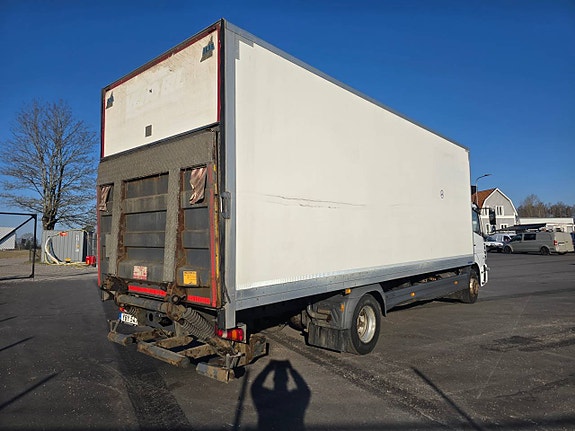Mercedes Atego 1523 4x2 skåpbil 3 of 12