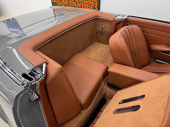 Mercedes-Benz 280 SL 5 of 5
