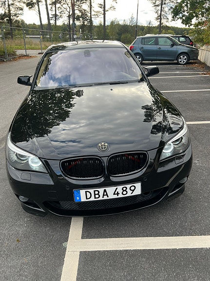 BMW 550i 5 of 5