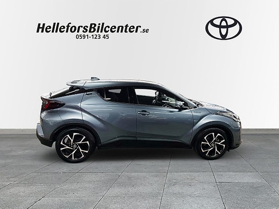 Toyota C-HR 17 of 21