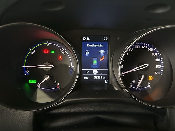 Toyota C-HR 14 of 21