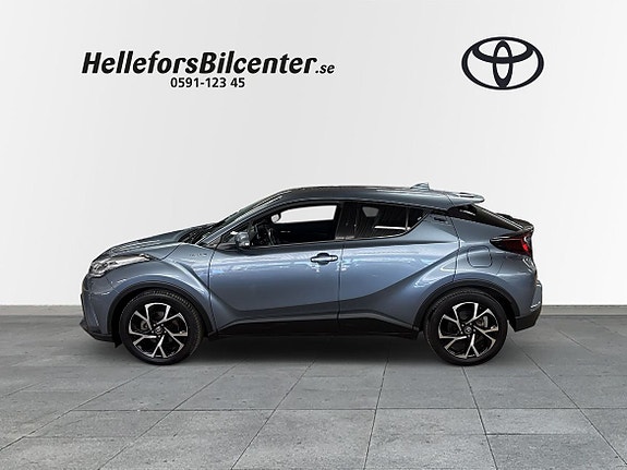Toyota C-HR 3 of 5