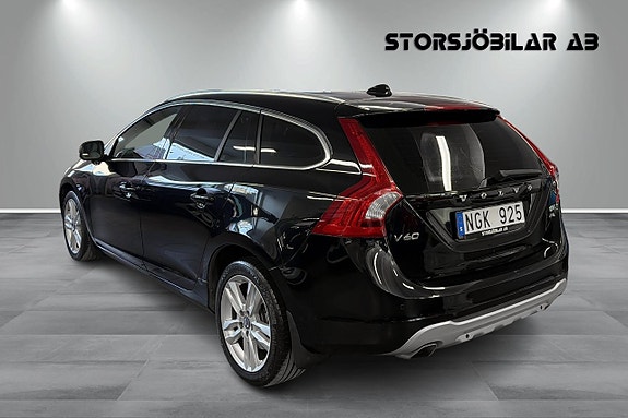 Volvo V60 5 of 5