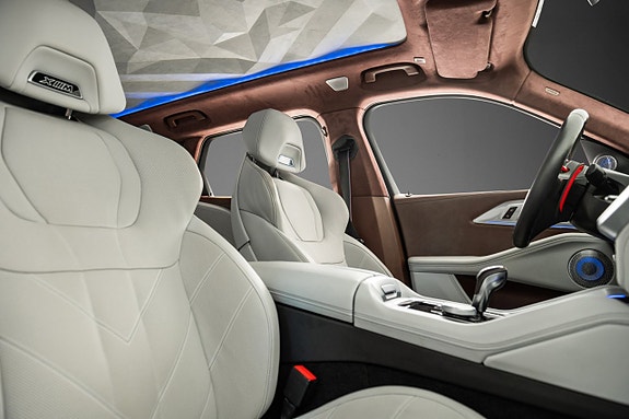 BMW XM 7 of 24