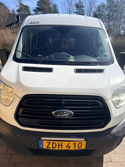 Ford Transit 4 of 5