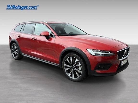 Volvo V60 Cross Country 4 of 5