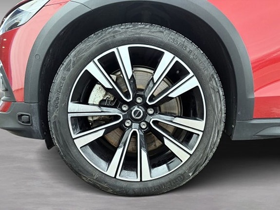 Volvo V60 Cross Country 9 of 17