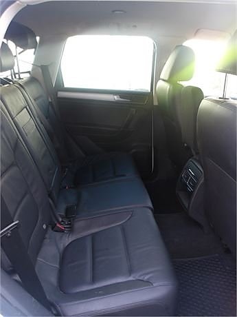 Volkswagen Touareg 5 of 10