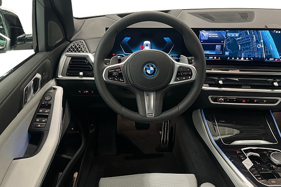 BMW X5 9 of 18
