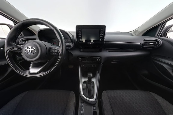 Toyota Yaris 12 of 29