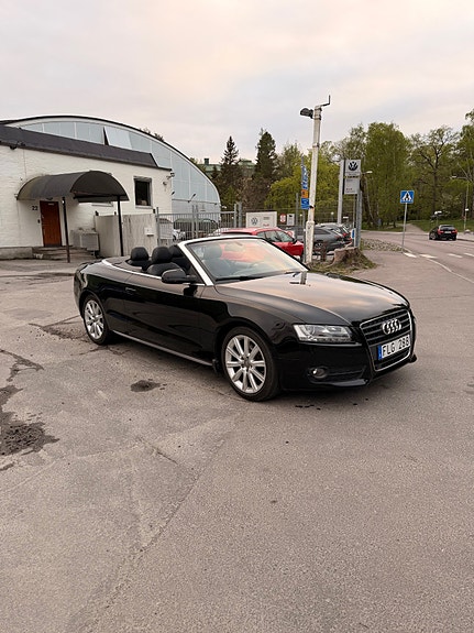 Audi A5 2 of 5