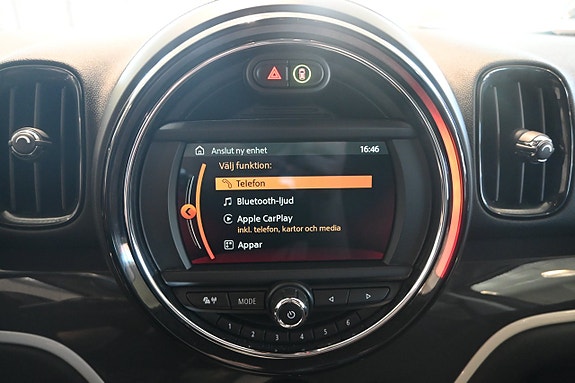 MINI Countryman Cooper SE 18 of 19