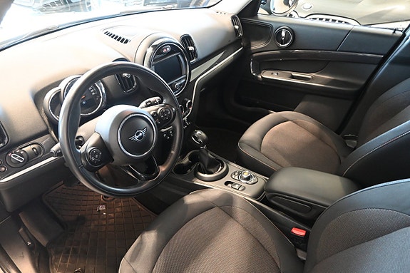 MINI Countryman Cooper SE 7 of 19