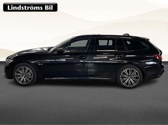 BMW 330e 6 of 18