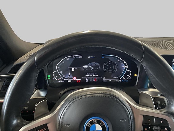 BMW 330e 14 of 18
