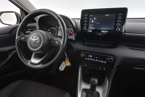 Toyota Yaris 13 of 29
