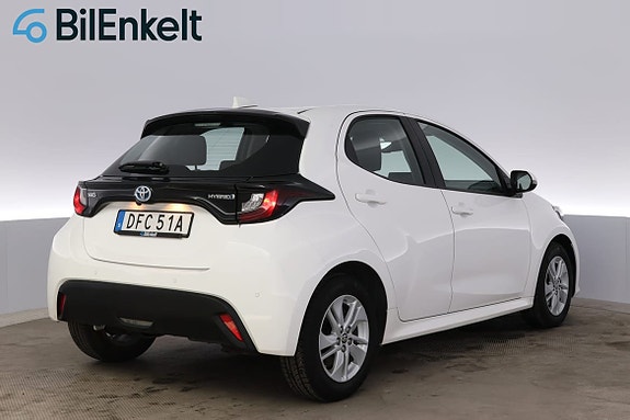 Toyota Yaris 3 of 29