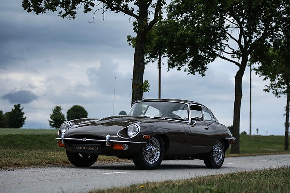 Jaguar E-TYPE 2 of 5
