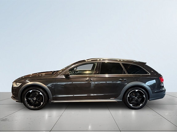 Audi A6 allroad 4 of 5