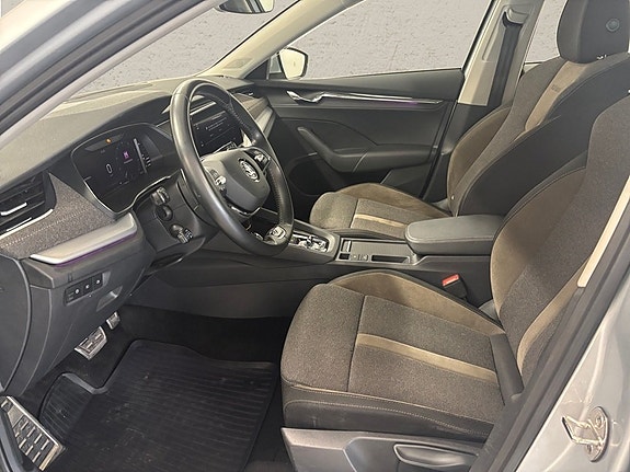 Skoda Octavia Scout 4 of 5