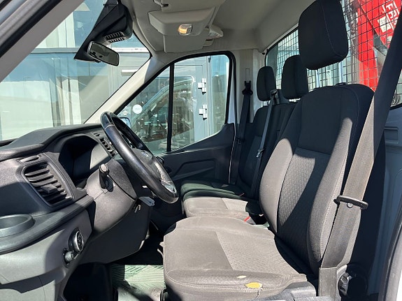 Ford Transit 10 of 19