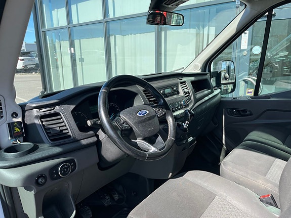 Ford Transit 11 of 19