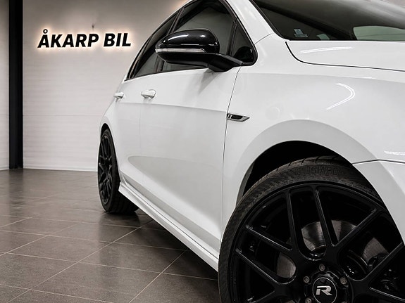 Volkswagen Golf VII 6 of 24