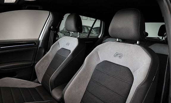 Volkswagen Golf VII 13 of 24