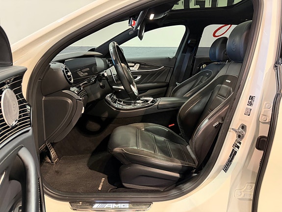 Mercedes-Benz E63 11 of 19