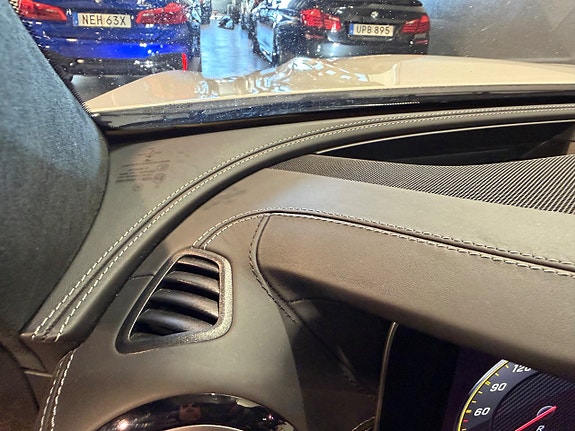 Mercedes-Benz E63 15 of 19