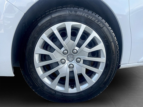 Peugeot Expert 5 of 5