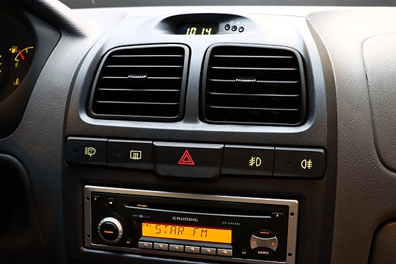Hyundai Accent 20 of 22