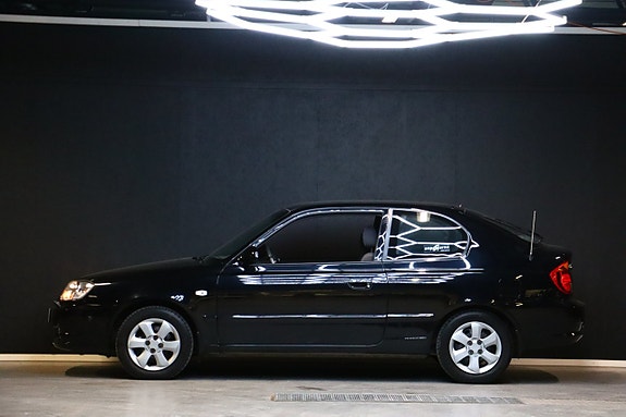 Hyundai Accent 8 of 22