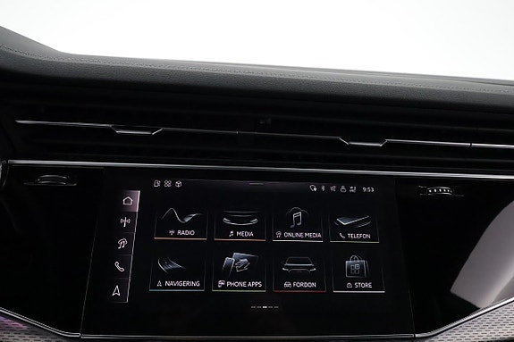 Audi Q8 17 of 29