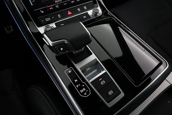 Audi Q8 25 of 29