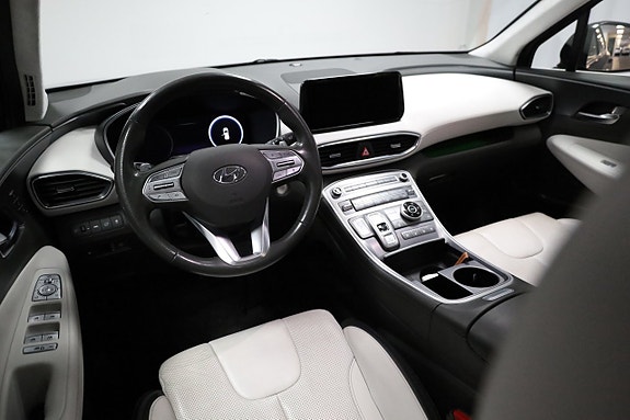 Hyundai Santa Fe 3 of 25