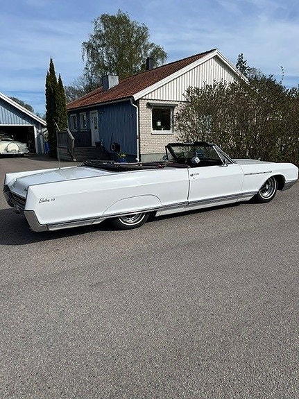 Buick Electra 225