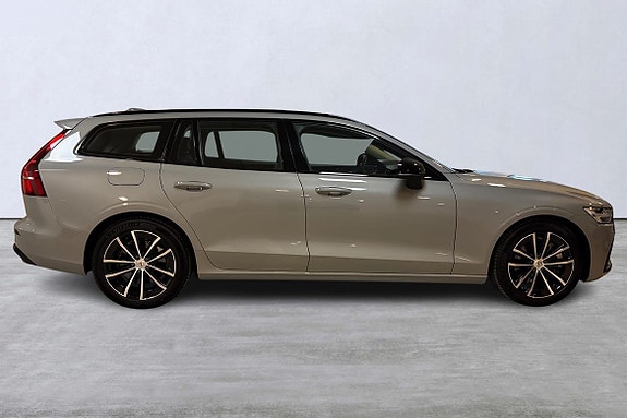 Volvo V60 3 of 14