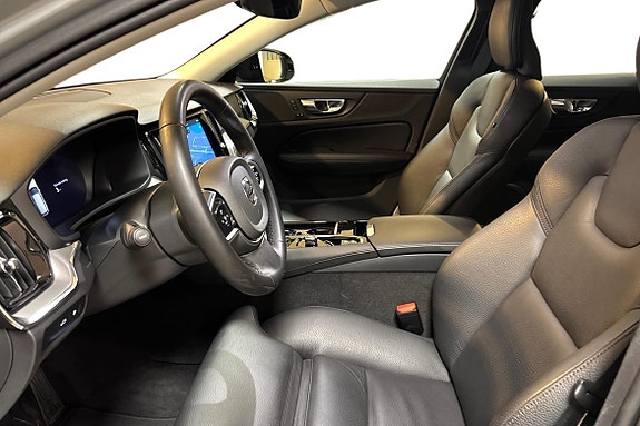 Volvo V60 8 of 14