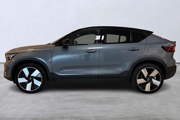 Volvo C40 2 of 5