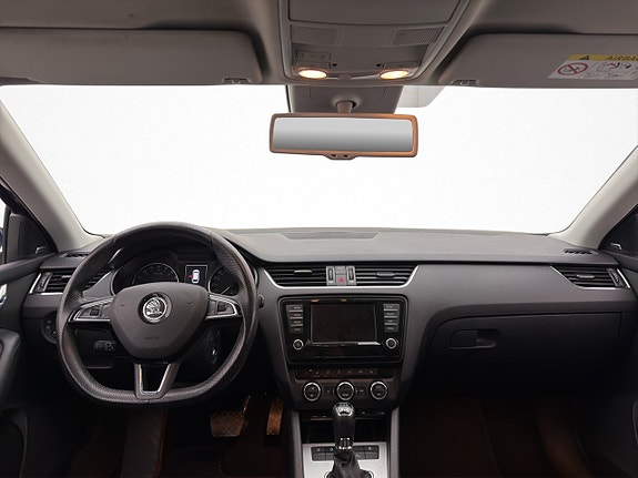 Skoda Octavia 12 of 28