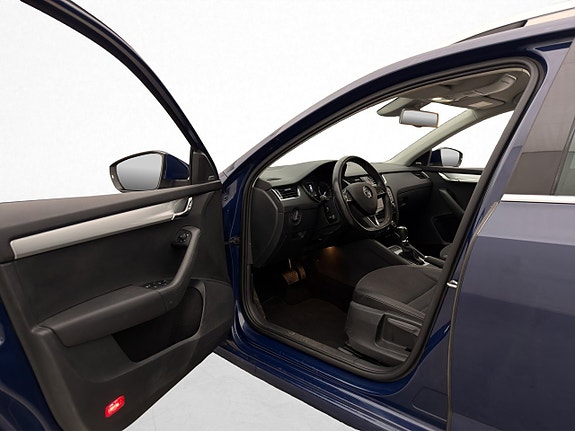 Skoda Octavia 10 of 28
