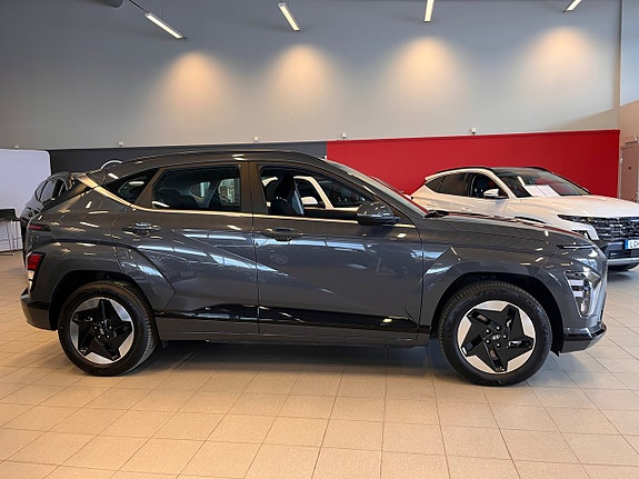 Hyundai Kona 4 of 5