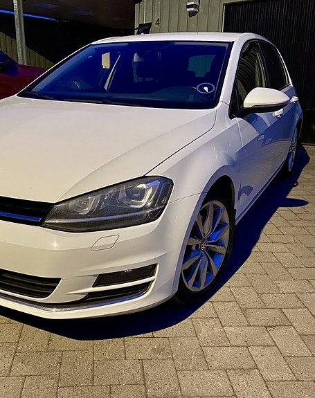 Volkswagen Golf VII 5 of 8