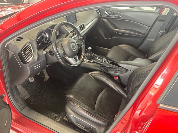 Mazda 3 5 of 5