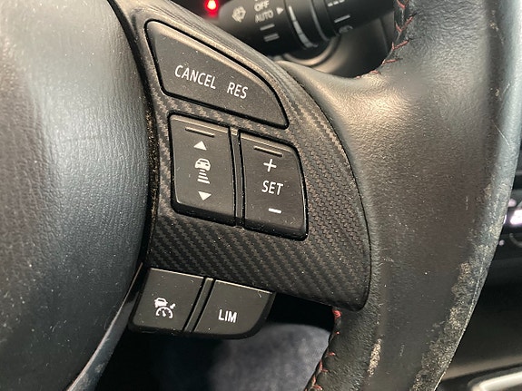 Mazda 3 8 of 10