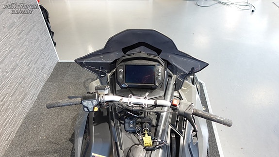 Polaris 650 INDY VR1 DYNAMIX 137 *Ränta: 0% - 3,95%* 5 of 7