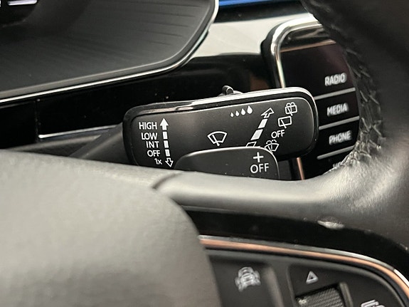 Skoda Superb 17 of 30
